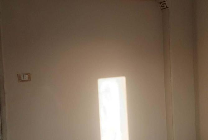 68258701 - Property Image 3