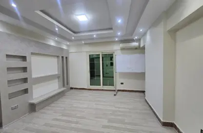 مساحات مكتبية - 5 غرف نوم - 3 حمامات للايجار في زهراء المعادي - حي المعادي - القاهرة