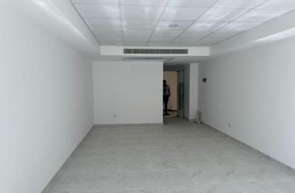 Office Space - Studio - 1 Bathroom for rent in V90 - North Teseen St. - The 5th Settlement - New Cairo City - Cairo