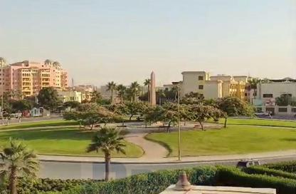Apartment - 3 Bedrooms - 3 Bathrooms for sale in Dream Land St. - Dream Land - Al Wahat Road - 6 October City - Giza