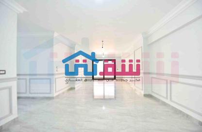 شقة - 3 - 2 للبيع في ميدان سموحة - سموحة - حي شرق - الاسكندرية