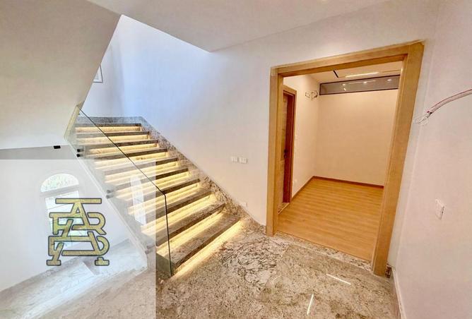 93813202 - Property Image 3
