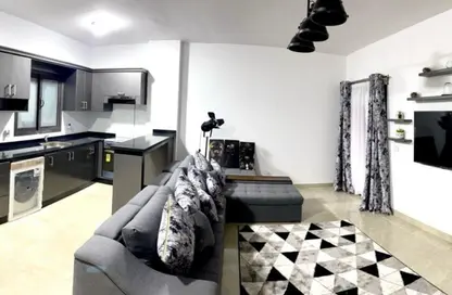 شقة - 2 حمامات للايجار في مون ريزيدنس - فيفث سكوير - التجمع الخامس - مدينة القاهرة الجديدة - القاهرة