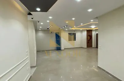 Apartment - 3 Bedrooms - 2 Bathrooms for rent in Lazurde - 8th District - Sheikh Zayed City - Giza