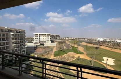 Duplex - 3 Bedrooms - 3 Bathrooms for rent in The Fourteen Golf Residences - Uptown Cairo - Mokattam - Cairo