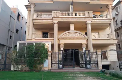 Apartment - 3 Bedrooms - 2 Bathrooms for sale in West Golf - El Katameya Compounds - El Katameya - New Cairo City - Cairo