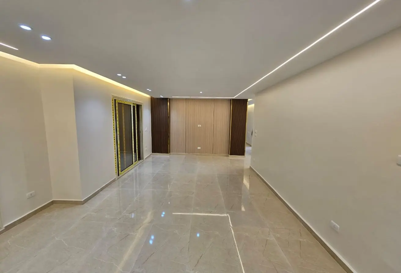 92979762 - Property Main Image