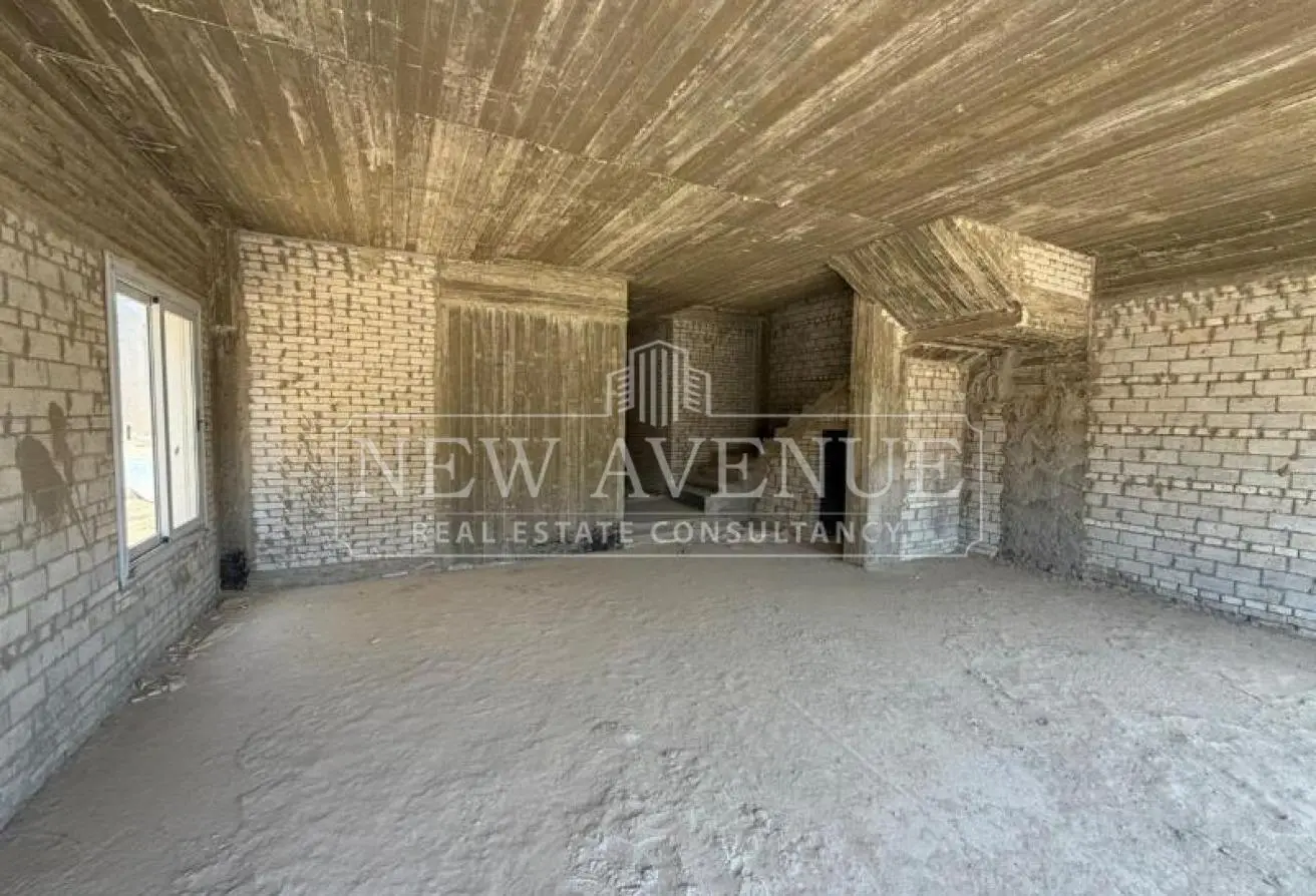111877988 - Property Main Image