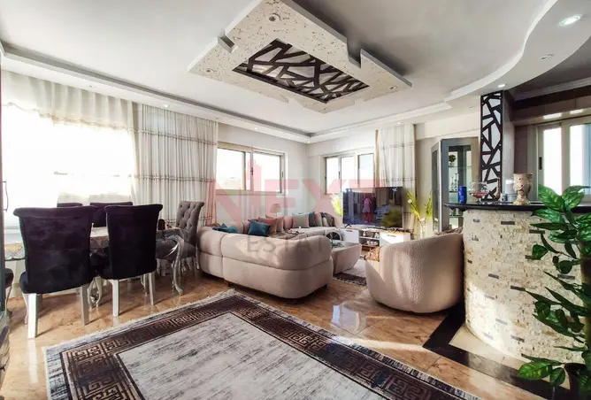 83990572 - Property Image 3