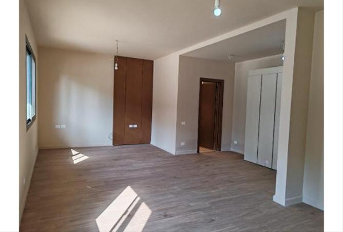 67734148 - Property Image 2