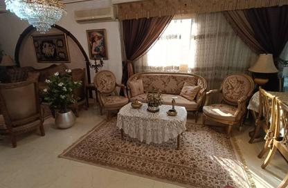 Apartment - 4 Bedrooms - 2 Bathrooms for sale in Mostafa Al Nahas St. - 6th Zone - Nasr City - Cairo