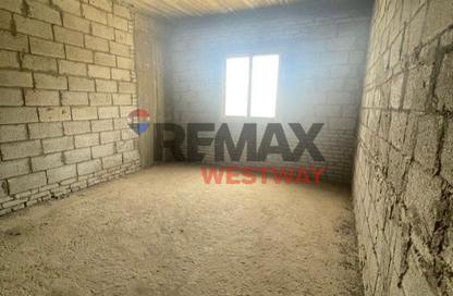 Apartment - 3 - 3 for sale in October Plaza - 6 October Compounds - 6 October City - Giza