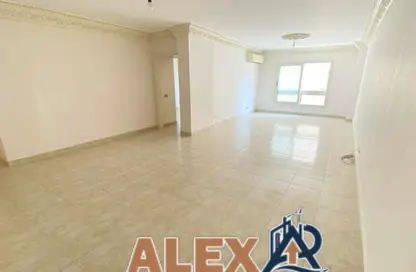 Apartment - 3 Bedrooms - 2 Bathrooms for rent in Smouha Square - Smouha - Hay Sharq - Alexandria