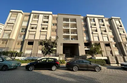 Apartment - 3 Bedrooms - 3 Bathrooms for sale in Park Corner - Hyde Park - New Cairo City - Cairo