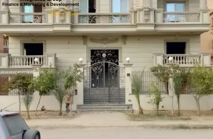 شقة - 3 غرف نوم - 3 حمامات للبيع في الحي الخامس - الشيخ زايد - الجيزة