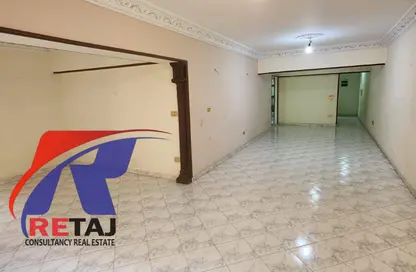Apartment - 2 Bedrooms - 1 Bathroom for rent in Hafez Ramadan St. - 6th Zone - Nasr City - Cairo