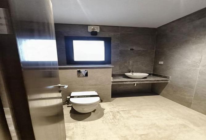 56002763 - Property Image 3