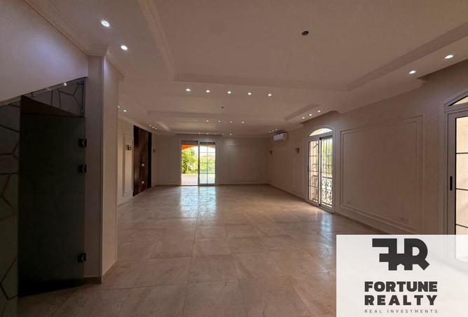 93825021 - Property Image 2
