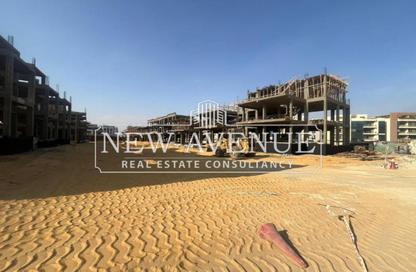 Villa - 3 Bedrooms - 3 Bathrooms for sale in Eastshire compound - 5th Settlement Compounds - The 5th Settlement - New Cairo City - Cairo