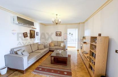 شقة - 4 غرف نوم - 3 حمامات للبيع في محطة الرمل - حي وسط - الاسكندرية شقة - 4 غرف نوم - 3 حمامات للبيع في محطة الرمل - حي وسط - الاسكندرية