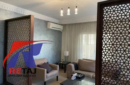 شقة - 3 غرف نوم - 2 حمامات للايجار في مسجد فاطمة الشربتلي - الحي الثالث - التجمع الخامس - مدينة القاهرة الجديدة - القاهرة