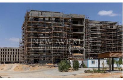 Apartment - 1 Bedroom - 2 Bathrooms for sale in Swan Lake Residence - 5th Settlement Compounds - The 5th Settlement - New Cairo City - Cairo
