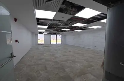 مساحات مكتبية - استوديو - 2 حمامات للايجار في هايد بارك - مدينة القاهرة الجديدة - القاهرة