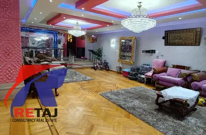 شقة - 3 غرف نوم - 3 حمامات للبيع في شارع بدر الدين العيني - المنطقة الأولى - مدينة نصر - القاهرة