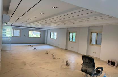 Full Floor - Studio - 4 Bathrooms for sale in Mohandessin - Giza