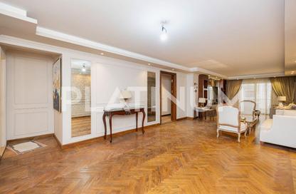 Apartment - 3 Bedrooms - 3 Bathrooms for sale in Kamal Eldin Salah St. - Smouha - Hay Sharq - Alexandria