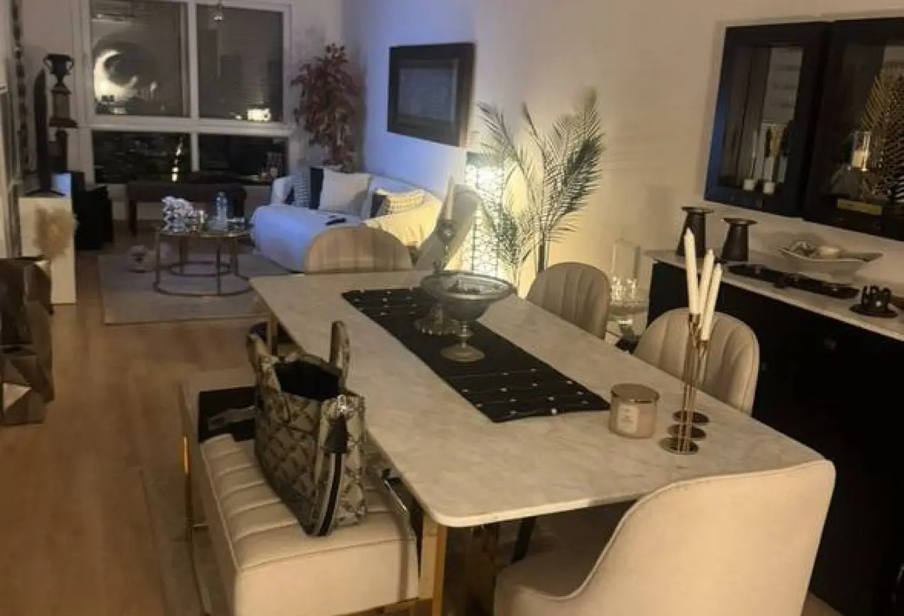 112978852 - Property Main Image