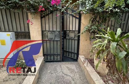 Apartment - 3 Bedrooms - 2 Bathrooms for rent in Doctor Yassin Abdel Ghaffar St. - Area C - Ganoob El Acadimia - New Cairo City - Cairo