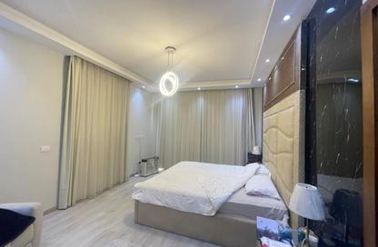 Townhouse - 5 Bedrooms - 5 Bathrooms for sale in Hyde Park Central - The 6th Settlement - New Cairo City - Cairo