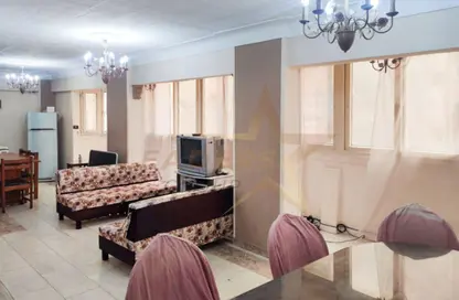 شقة - 3 غرف نوم - 2 حمامات للبيع في كليوباترا - حي شرق - الاسكندرية