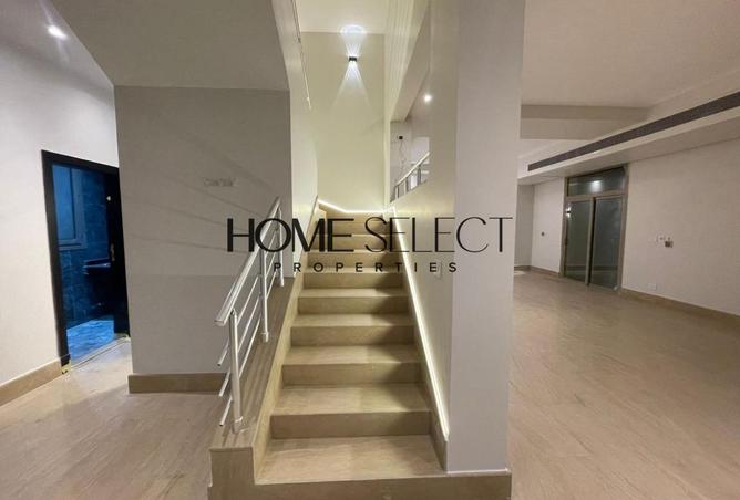 101779219 - Property Image 2