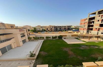 شقة - 3 غرف نوم - 2 حمامات للبيع في جاردن جيت - أشجار سيتي - طريق الواحات - مدينة 6 أكتوبر - الجيزة