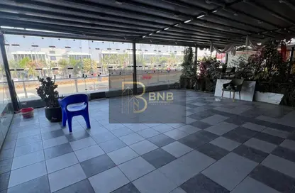 محل تجاري - استوديو للايجار في شارع التسعين الشمالي - التجمع الخامس - مدينة القاهرة الجديدة - القاهرة