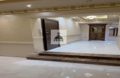 شقة - 3 غرف نوم - 3 حمامات للبيع في عمارات النرجس - النرجس - مدينة القاهرة الجديدة - القاهرة