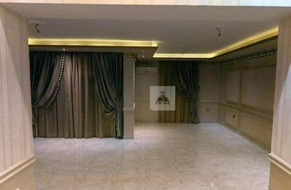 Apartment - 3 Bedrooms - 3 Bathrooms for sale in El Narges Buildings - Al Narges - New Cairo City - Cairo