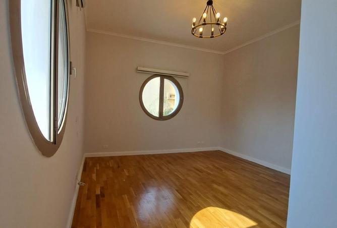 71921989 - Property Image 3