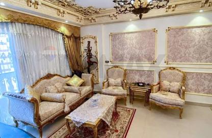 شقة - 2 غرف نوم - 1 حمام للبيع في شارع مدرسة الريادة - سموحة - حي شرق - الاسكندرية