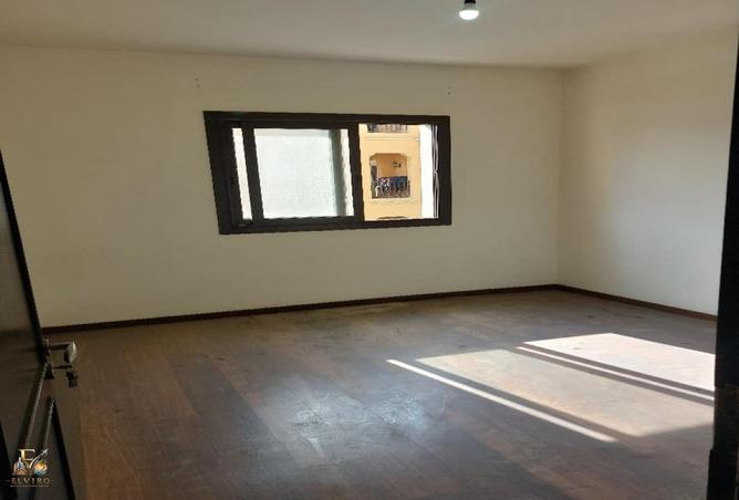 101790897 - Property Image 3