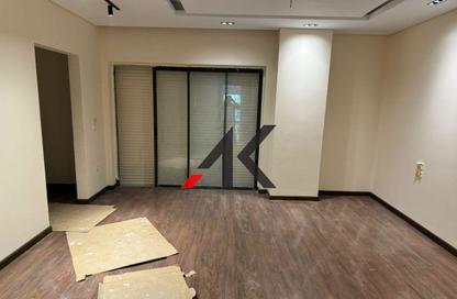 Apartment - 3 Bedrooms - 4 Bathrooms for rent in Lake View Residence - 5th Settlement Compounds - The 5th Settlement - New Cairo City - Cairo