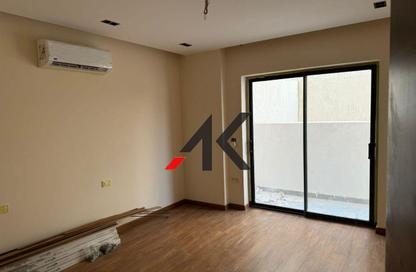 Apartment - 3 Bedrooms - 4 Bathrooms for rent in Lake View Residence - 5th Settlement Compounds - The 5th Settlement - New Cairo City - Cairo