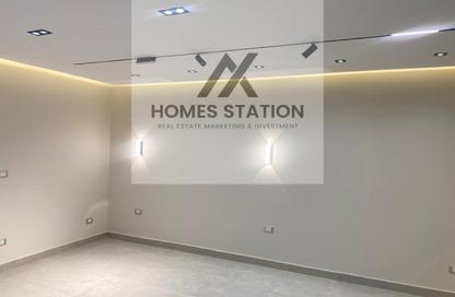 Apartment - 3 Bedrooms - 2 Bathrooms for rent in Hyde Park - New Cairo City - Cairo