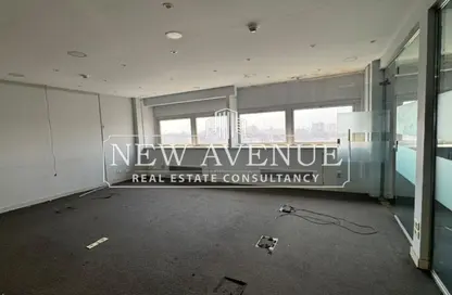 مساحات مكتبية - 5 غرف نوم - 2 حمامات للايجار في شارع ابو الفدا - الزمالك - القاهرة