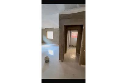 شقة - 2 غرف نوم - 2 حمامات للبيع في جاليريا  مون فالى - المستثمرين الجنوبية - مدينة القاهرة الجديدة - القاهرة