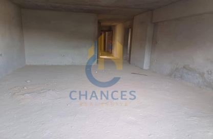 Apartment - 3 Bedrooms - 2 Bathrooms for sale in Maadi V - Zahraa El Maadi - Hay El Maadi - Cairo