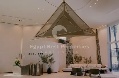 عيادة - غرفة نوم - 1 حمام للبيع في بريدجس مول - محور 26 يوليو - الشيخ زايد - الجيزة