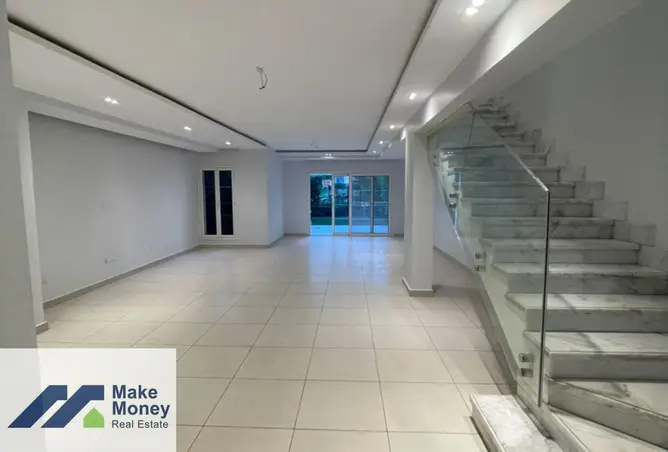121658232 - Property Image 3